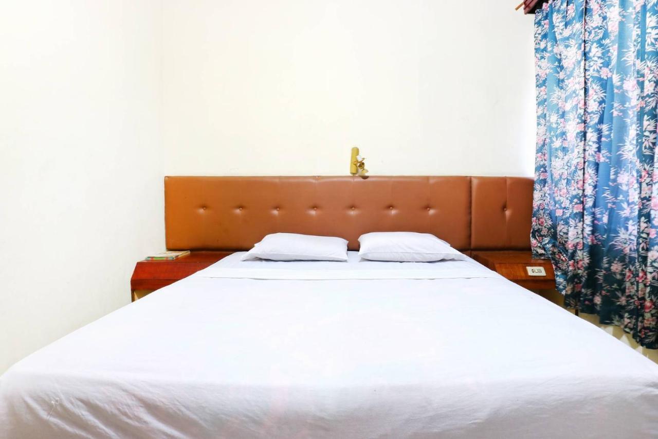 Lee Garden Hotel Медан Экстерьер фото